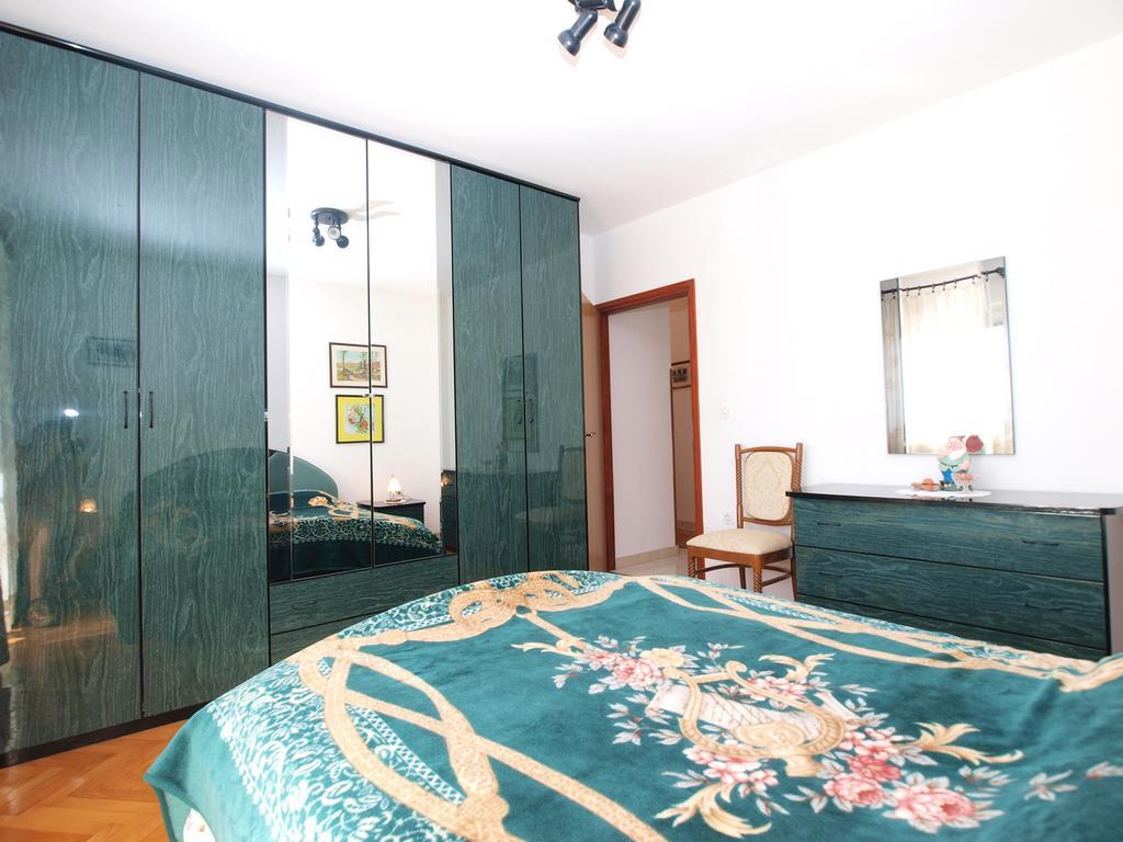 Apartment Luisa 1437 Peruški Exterior foto