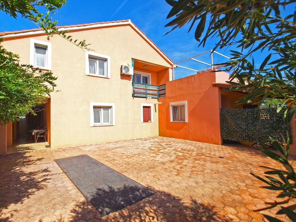 Apartment Luisa 1437 Peruški Exterior foto