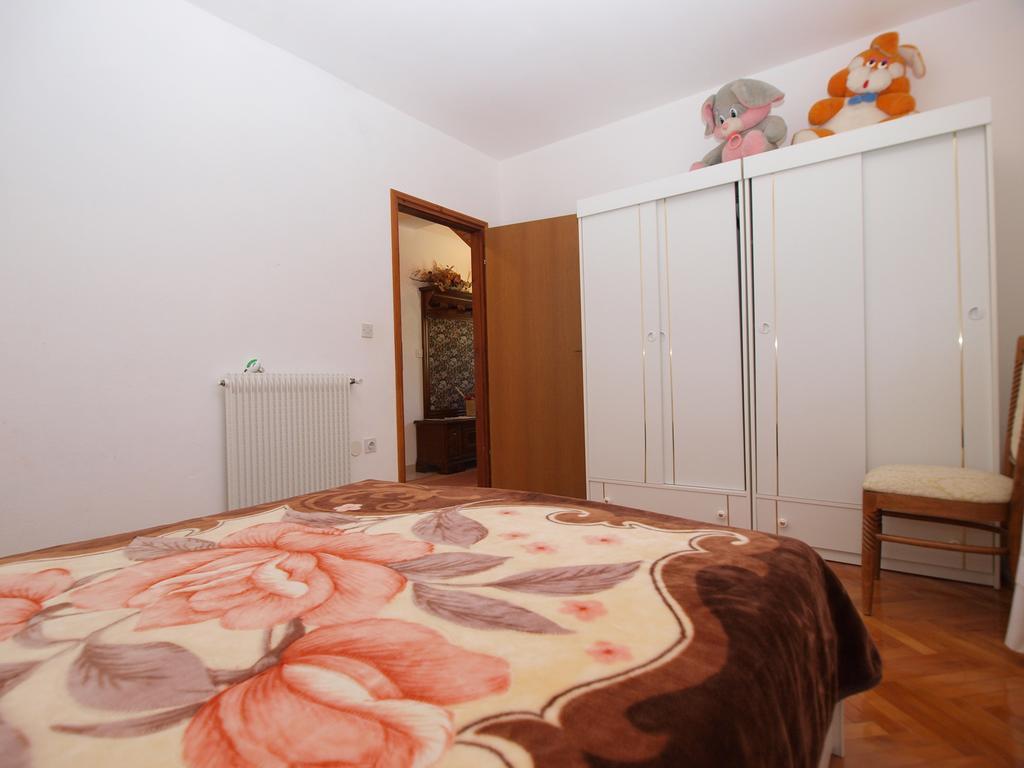 Apartment Luisa 1437 Peruški Exterior foto